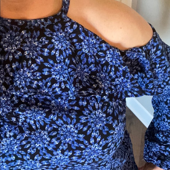 Blouse - Picture 3 of 3